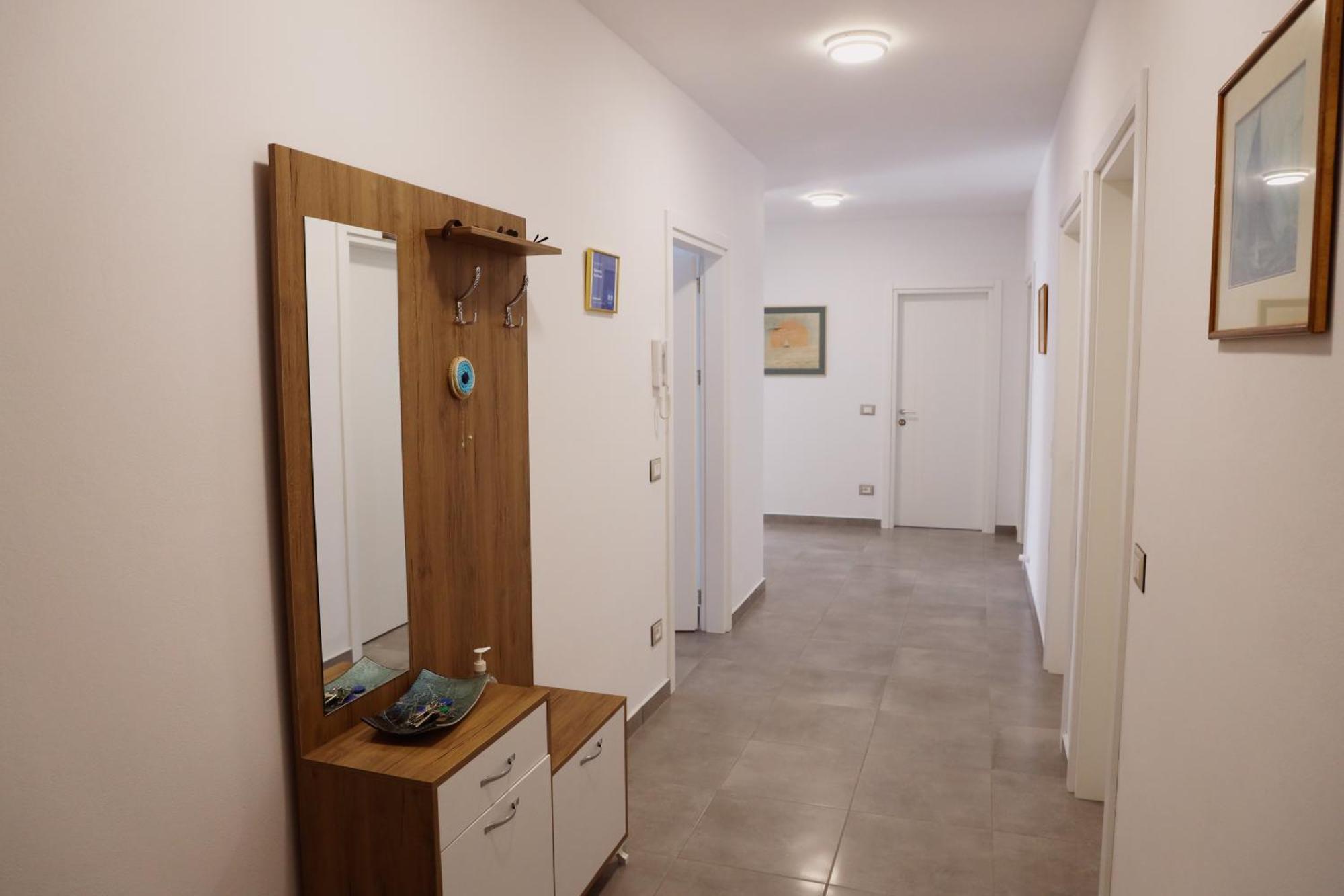Rajmonda Apartment Lezhë Esterno foto